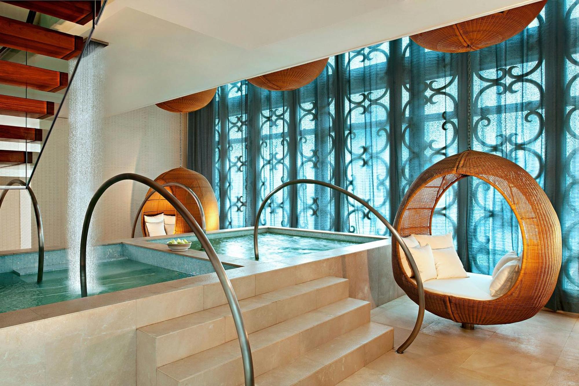 The St. Regis Bangkok Otel Dış mekan fotoğraf